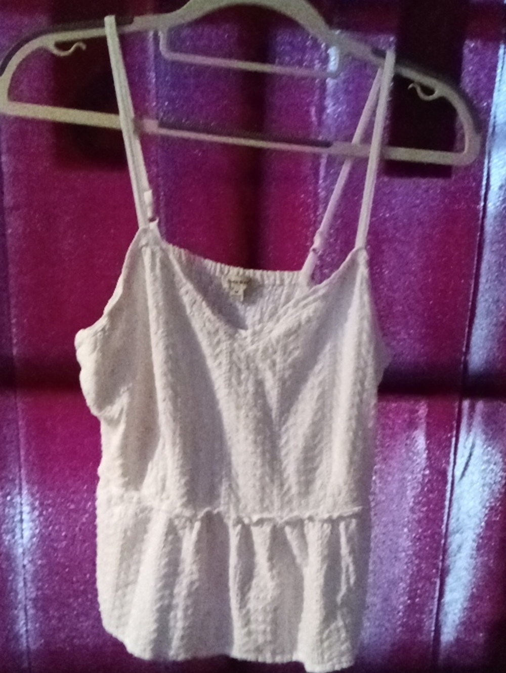 Women's SIM & SAM White Textured Spaghetti Strap Peplum Top